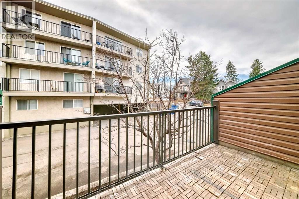 29, 2400 15 Street SW — photo 22