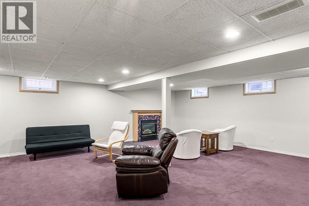 75 Woodacres Crescent SW — photo 40