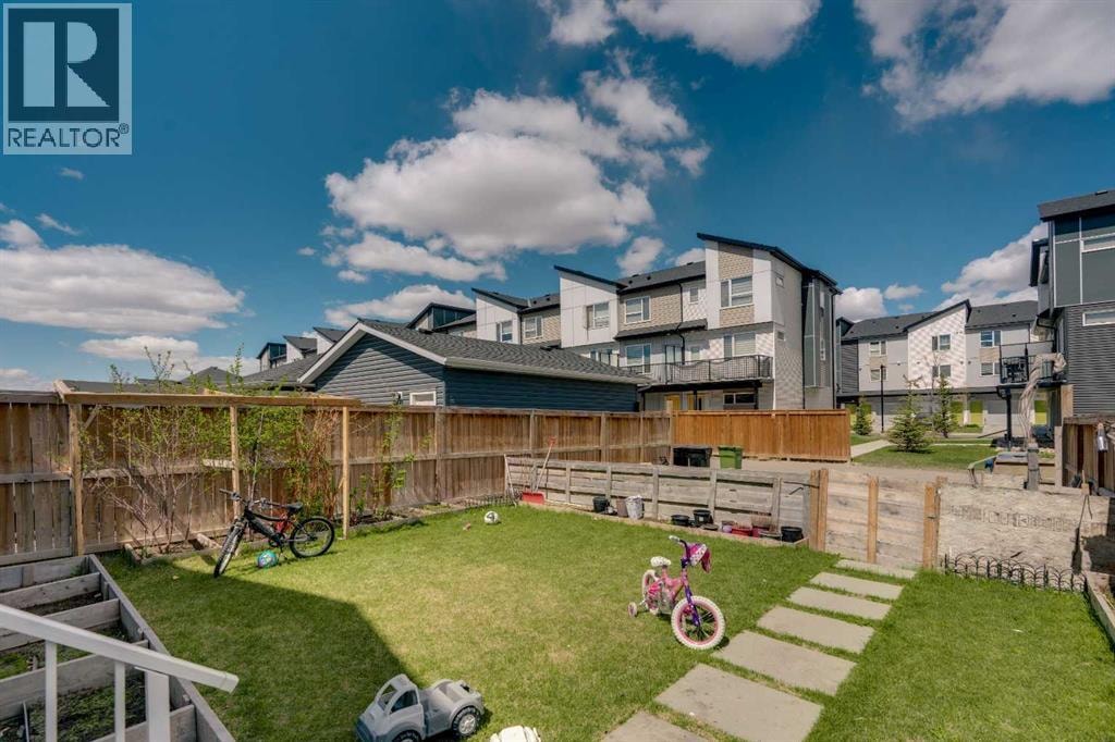 552 Redstone Drive NE — photo 23