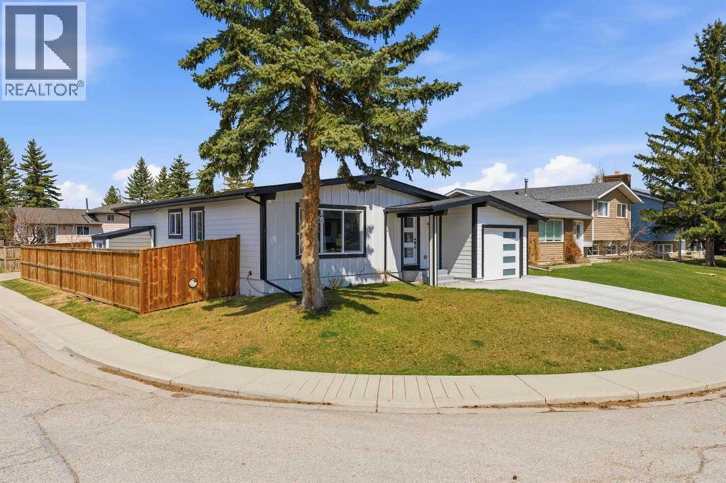 428 Queen Anne Way SE