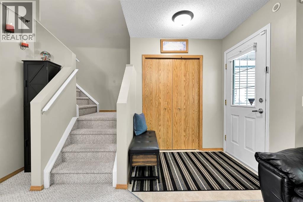 238 Covepark Way NE — photo 2