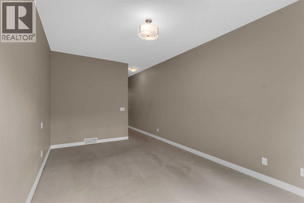 8 Bridle Estates Manor SW — photo 18