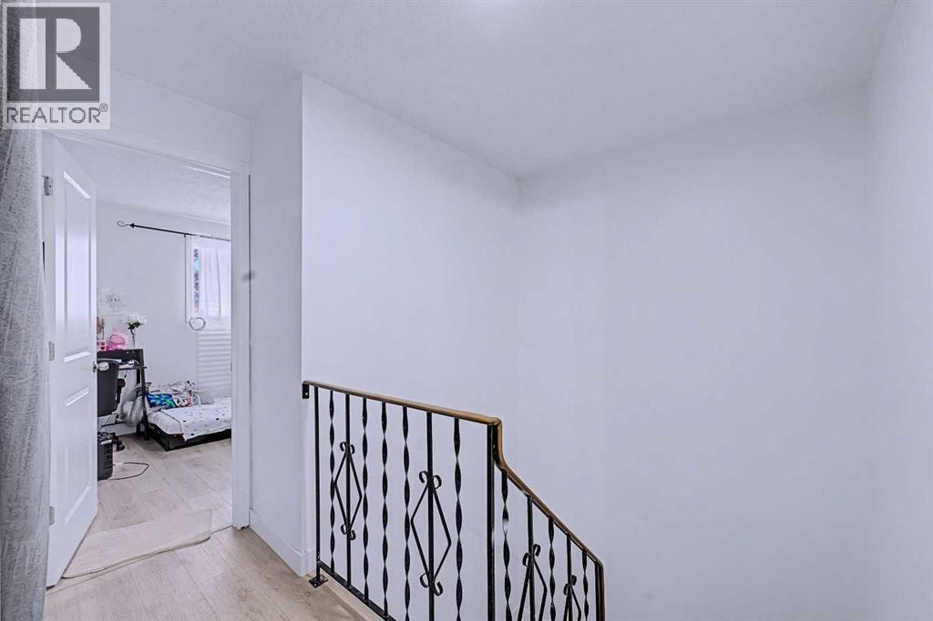 317, 5404 10 Avenue SE — photo 12