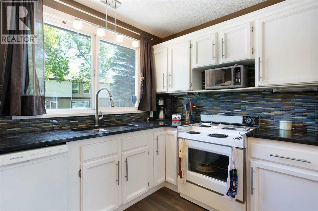 81, 630 Sabrina Road SW — photo 6