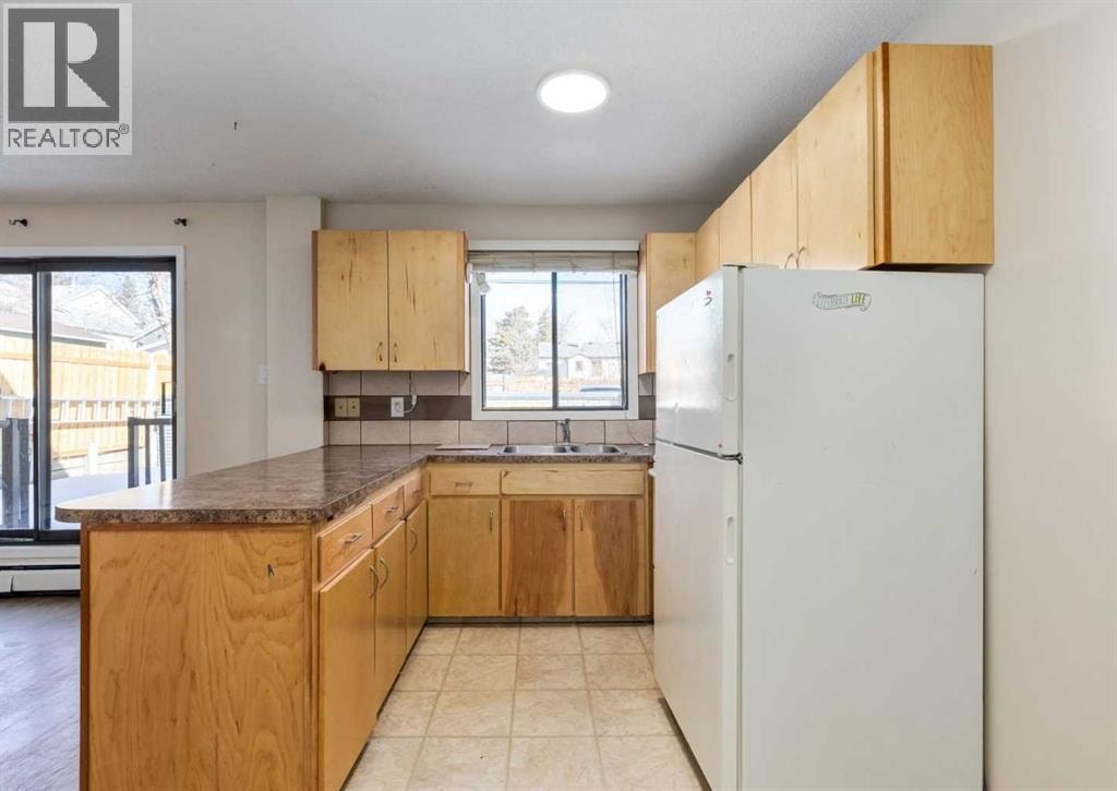 120 29 Avenue NW — photo 16