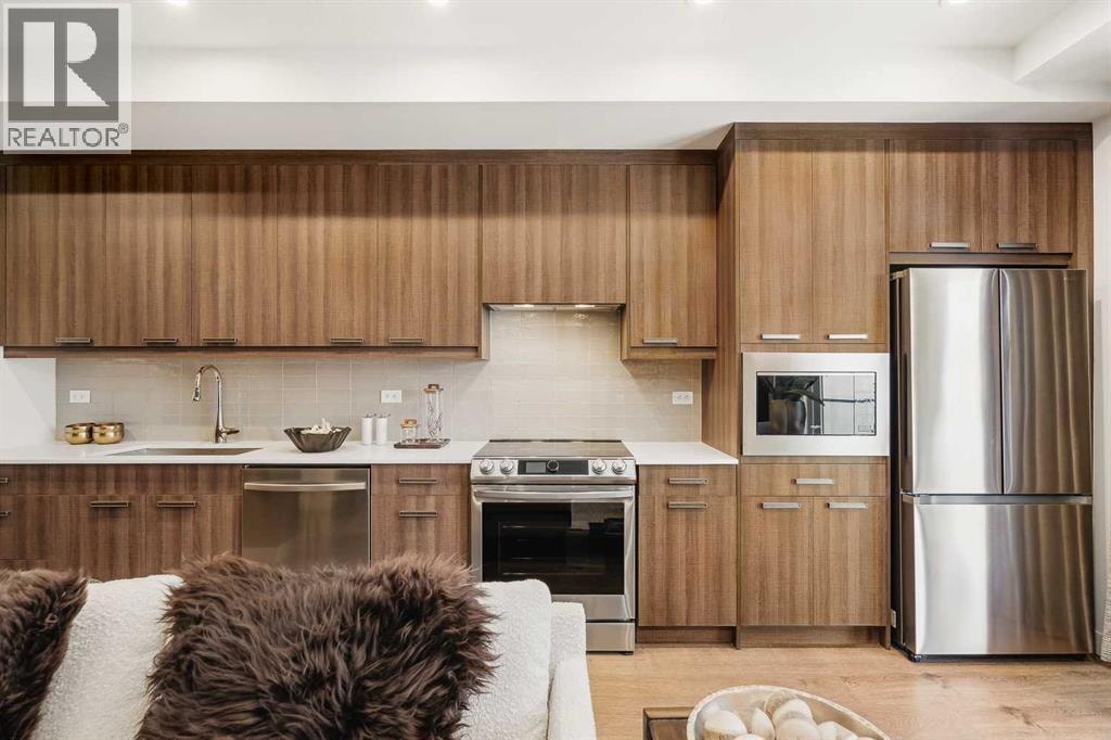2302, 55 Lucas Way NW — photo 8
