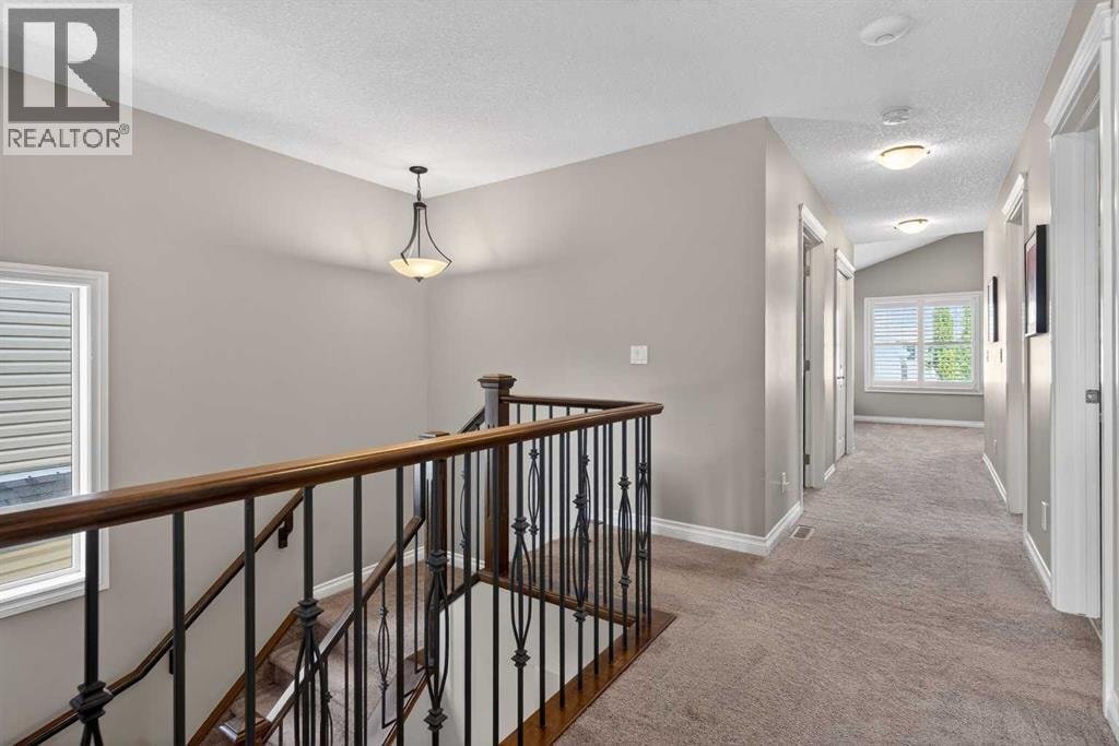 159 Sherwood Crescent NW — photo 36