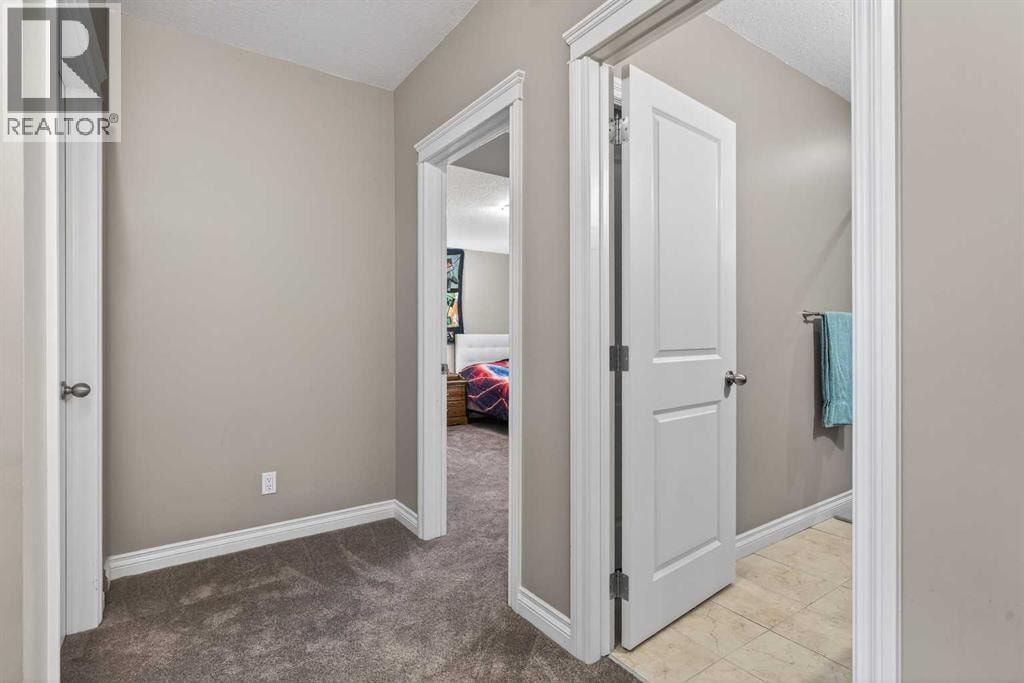 159 Sherwood Crescent NW — photo 40