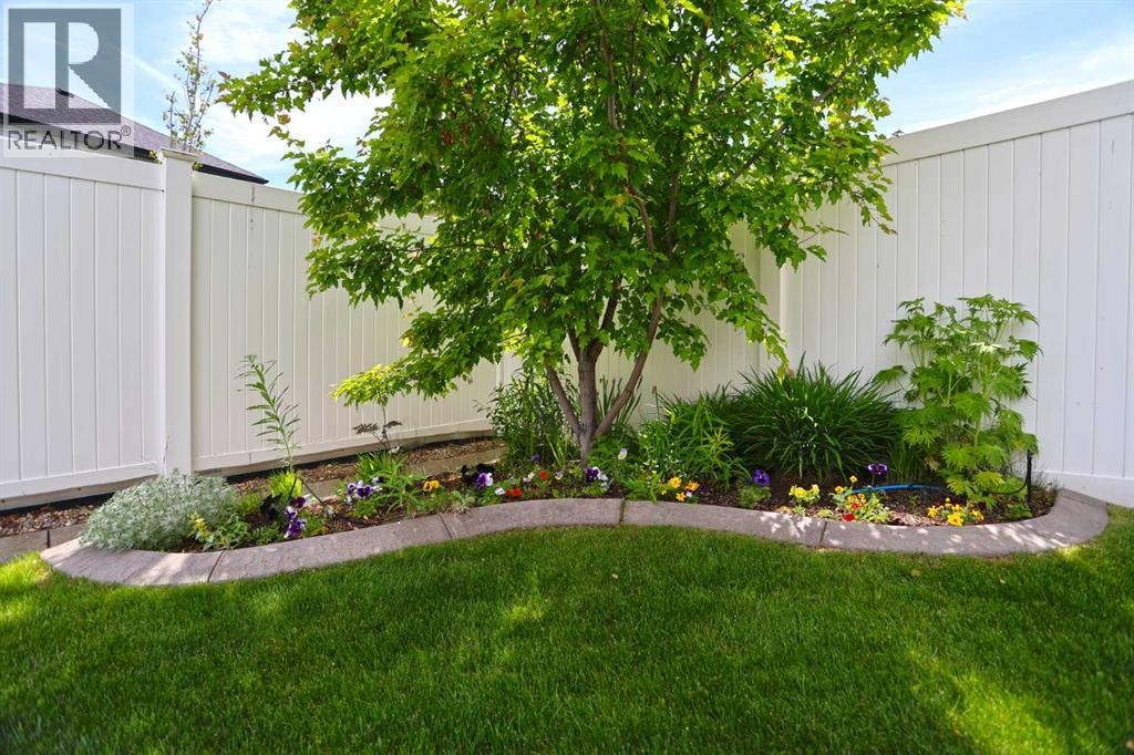 159 Sherwood Crescent NW — photo 47
