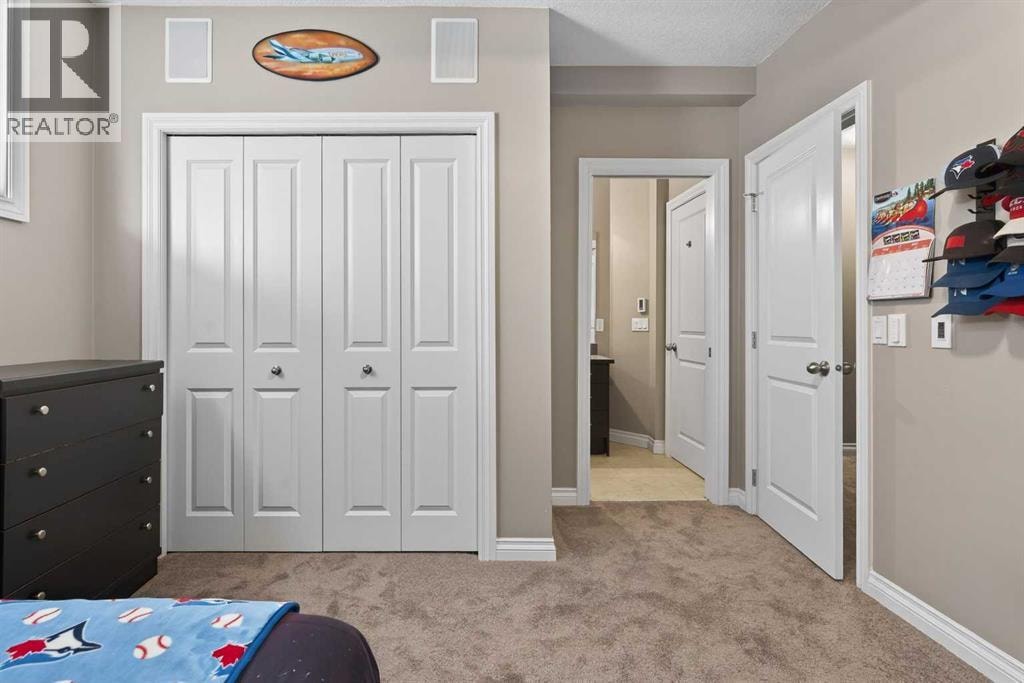 159 Sherwood Crescent NW — photo 42