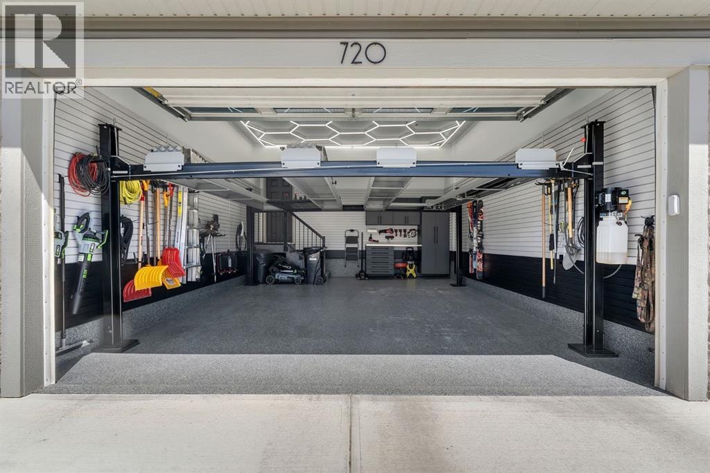 720 Midtown Drive SW — photo 36