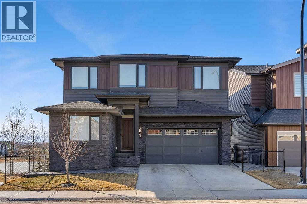 351 Lucas Way NW — photo 2
