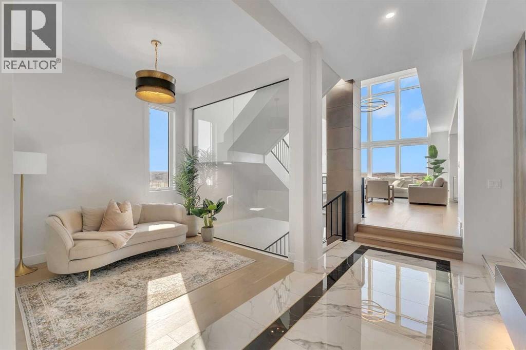 351 Lucas Way NW — photo 9