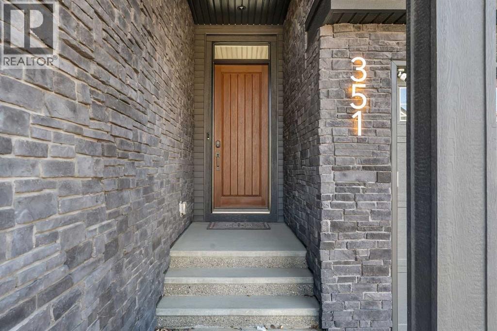 351 Lucas Way NW — photo 4