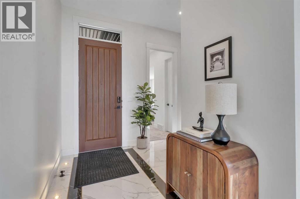 351 Lucas Way NW — photo 5