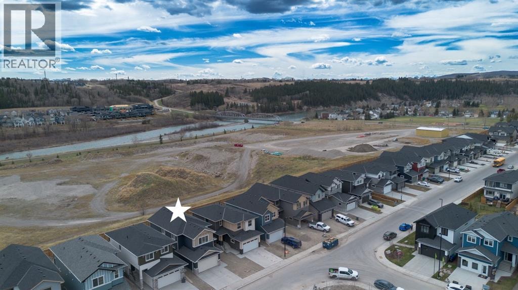 80 Vantage Drive — photo 2