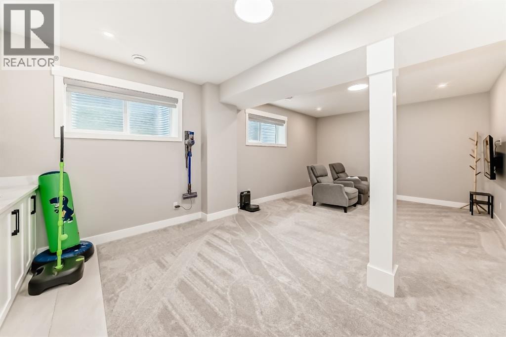 80 Vantage Drive — photo 32