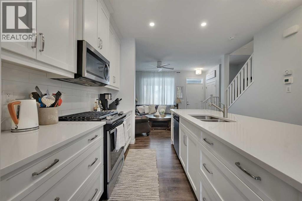 221 Ellen Way — photo 4