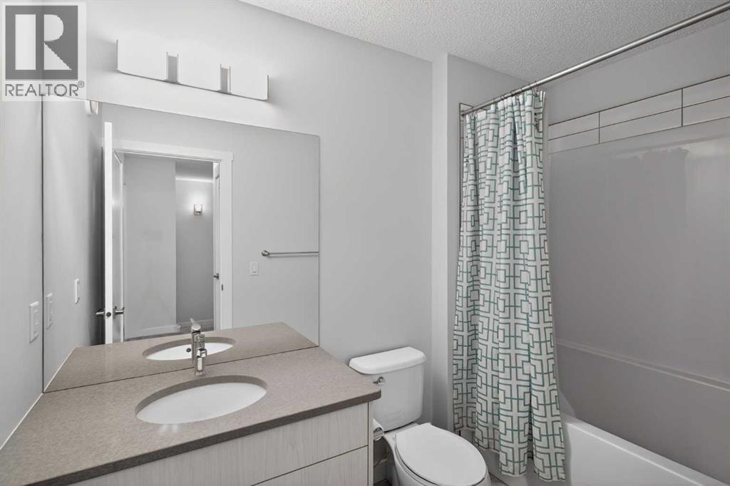 226 148 Avenue NW — photo 17
