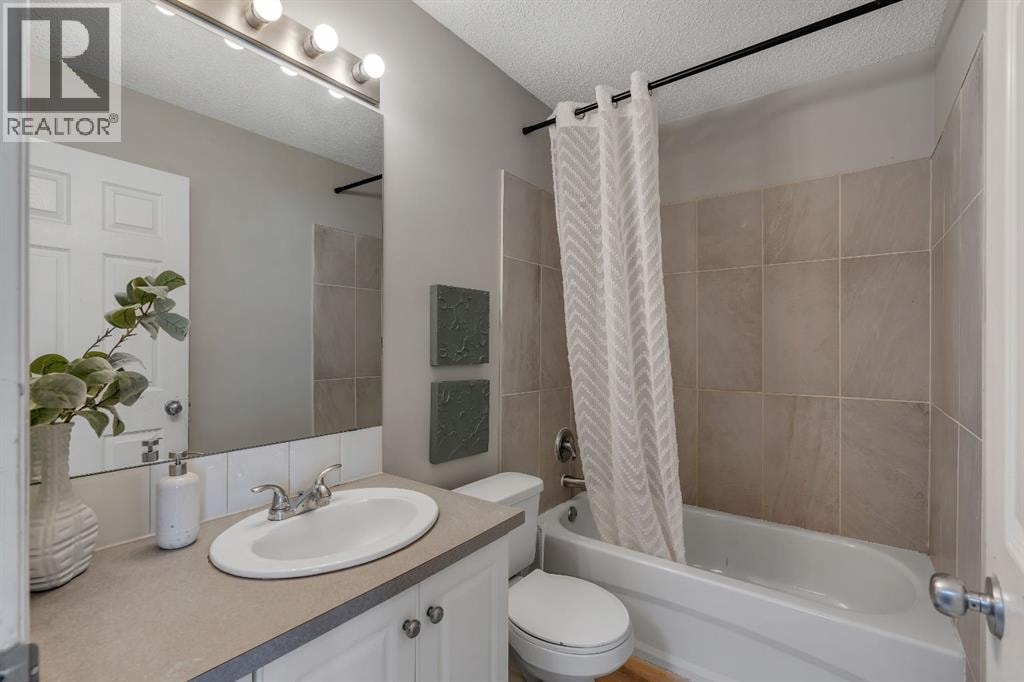 41 Saddlefield Drive NE — photo 34