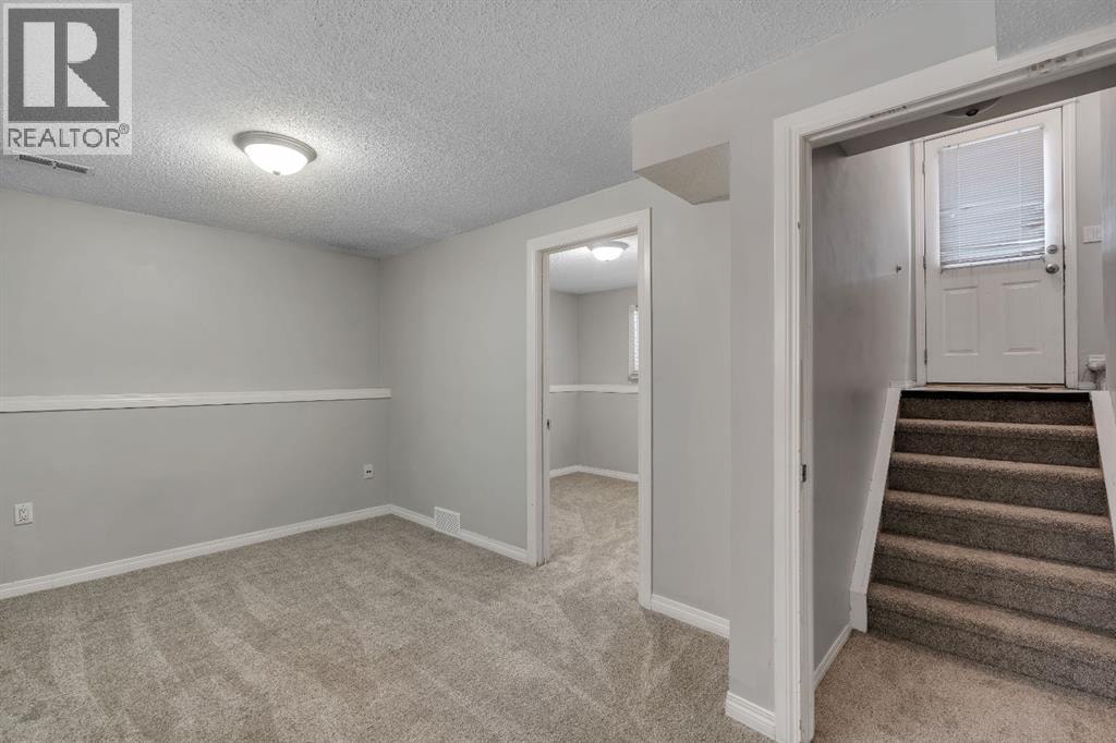 41 Saddlefield Drive NE — photo 35