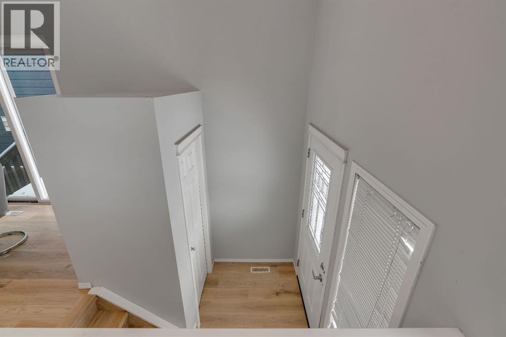 41 Saddlefield Drive NE — photo 4