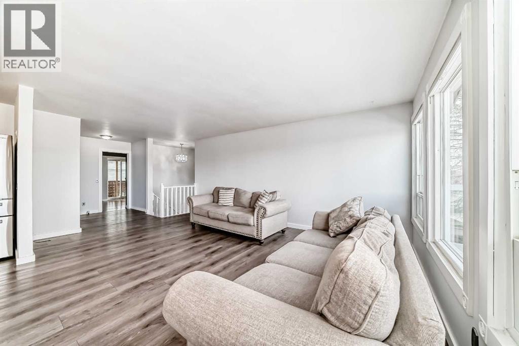 6824 Temple Drive NE — photo 14