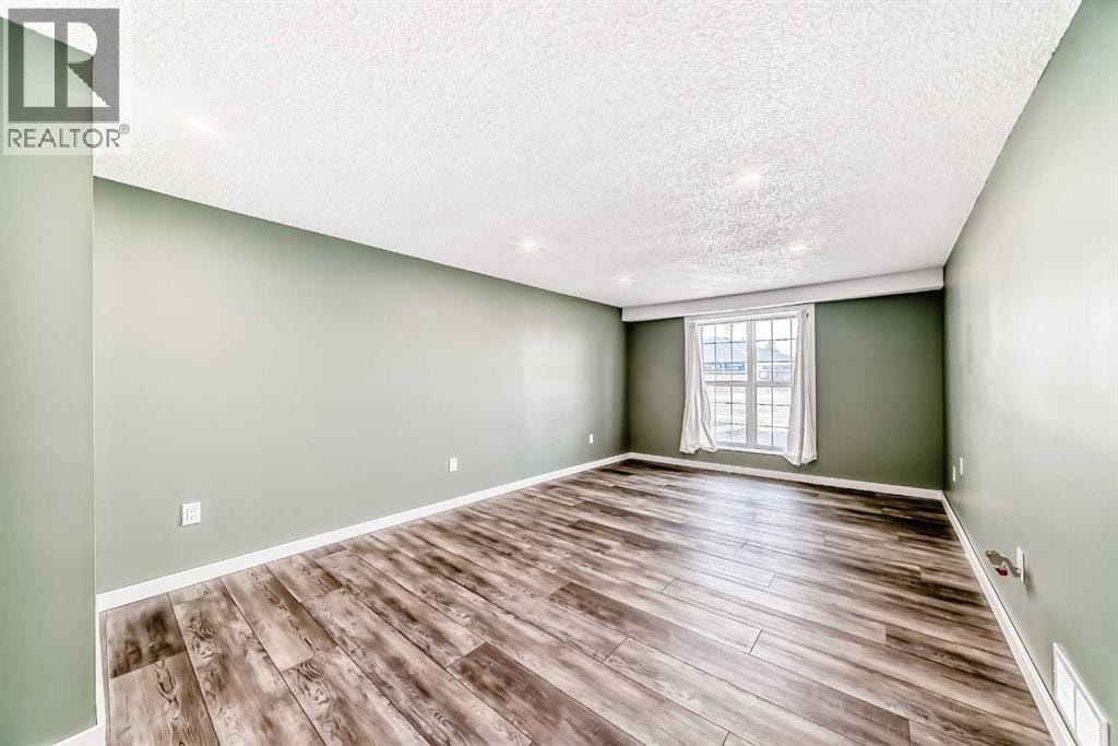 6824 Temple Drive NE — photo 27