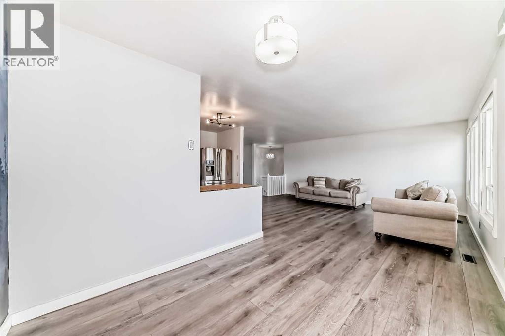 6824 Temple Drive NE — photo 12