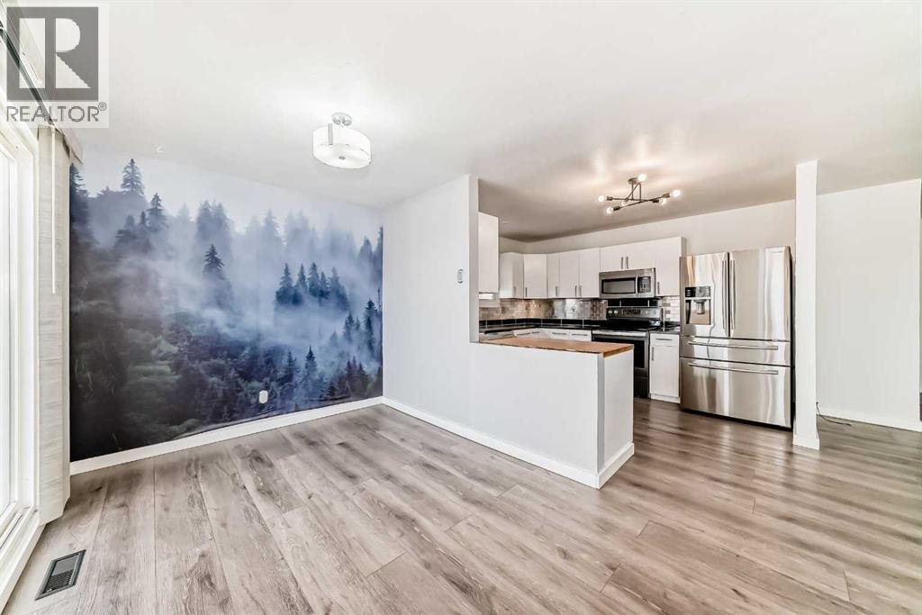 6824 Temple Drive NE — photo 9