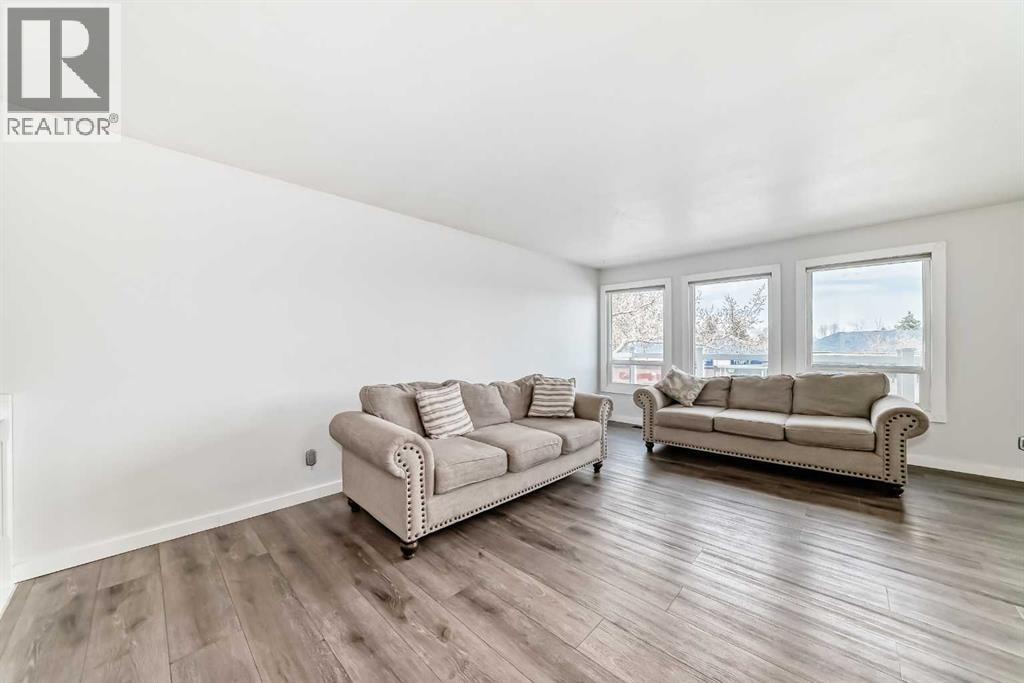 6824 Temple Drive NE — photo 13