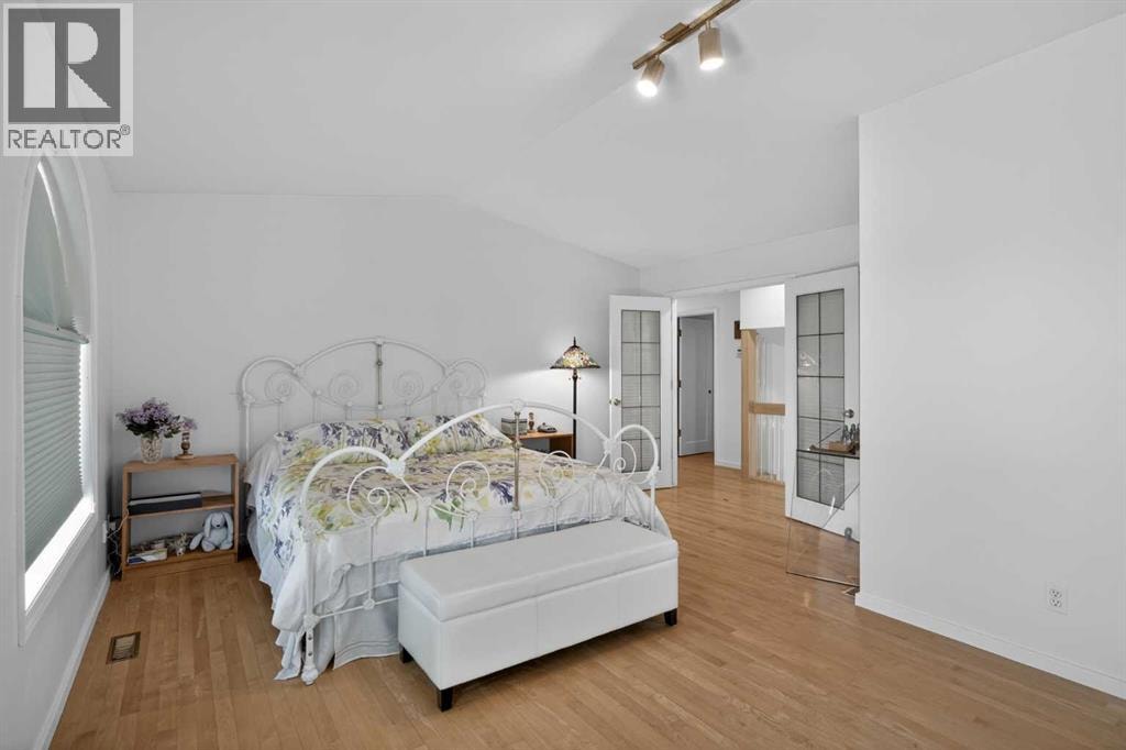 523 Scimitar Bay NW — photo 29