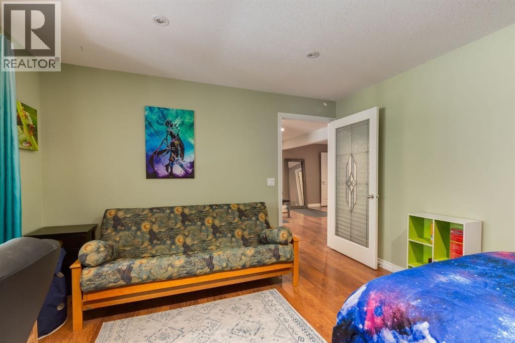 363 Wild Rose Close — photo 29