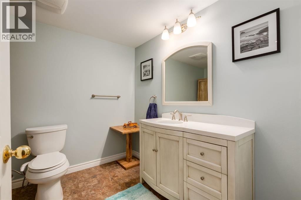 363 Wild Rose Close — photo 30