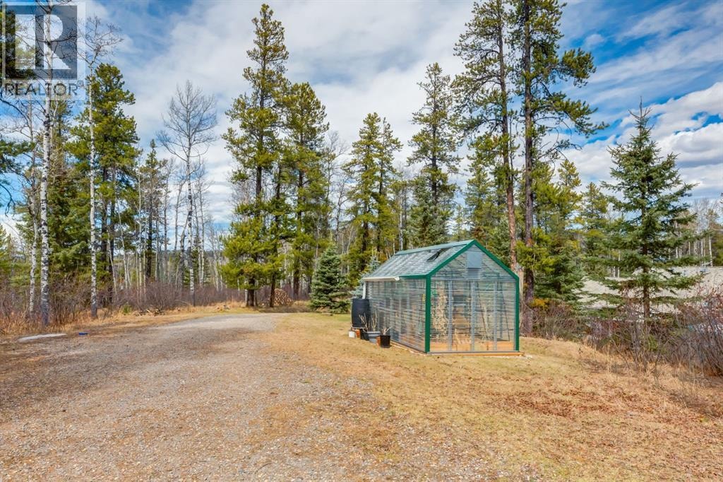 363 Wild Rose Close — photo 44