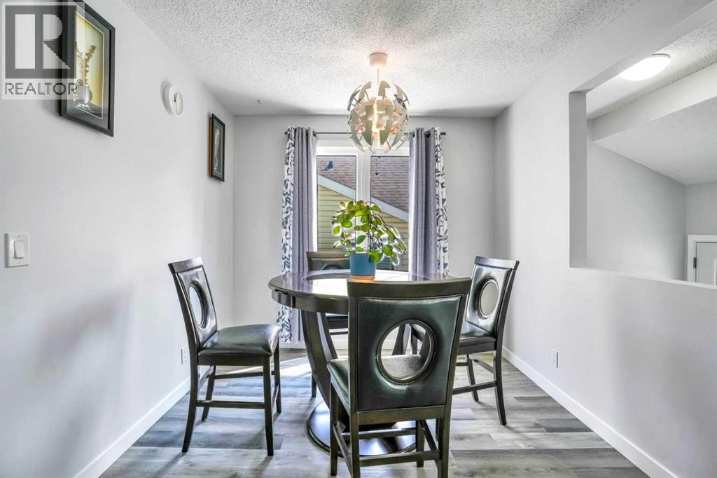 76 Aberfoyle Close NE — photo 8