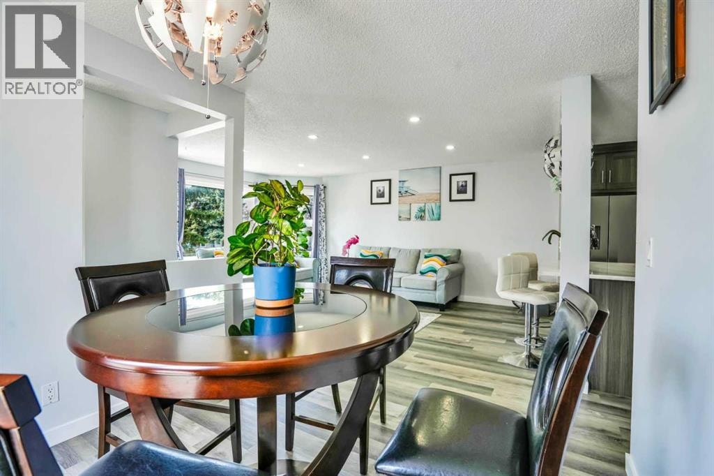 76 Aberfoyle Close NE — photo 9