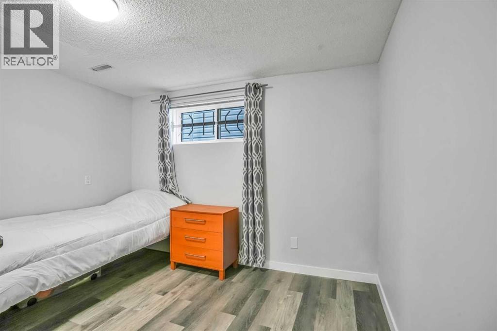76 Aberfoyle Close NE — photo 31