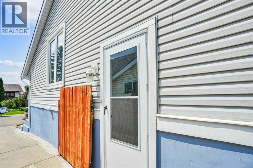 76 Aberfoyle Close NE — photo 34
