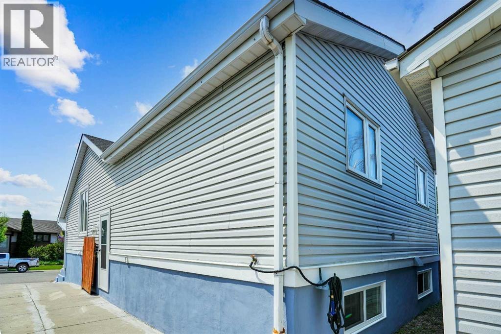 76 Aberfoyle Close NE — photo 35