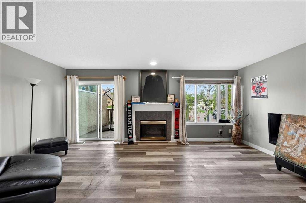 15 Cedarview Mews SW — photo 13