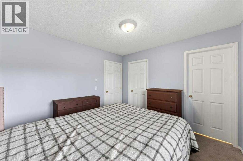 15 Cedarview Mews SW — photo 34
