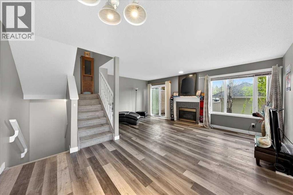 15 Cedarview Mews SW — photo 14