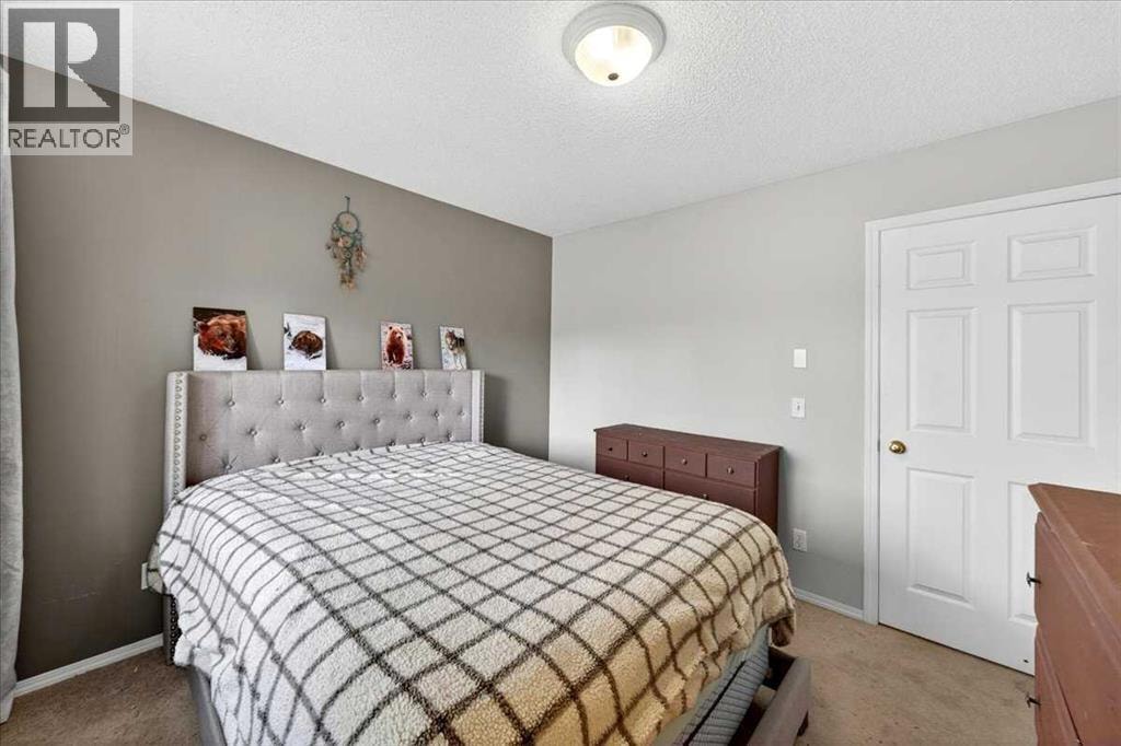 15 Cedarview Mews SW — photo 33