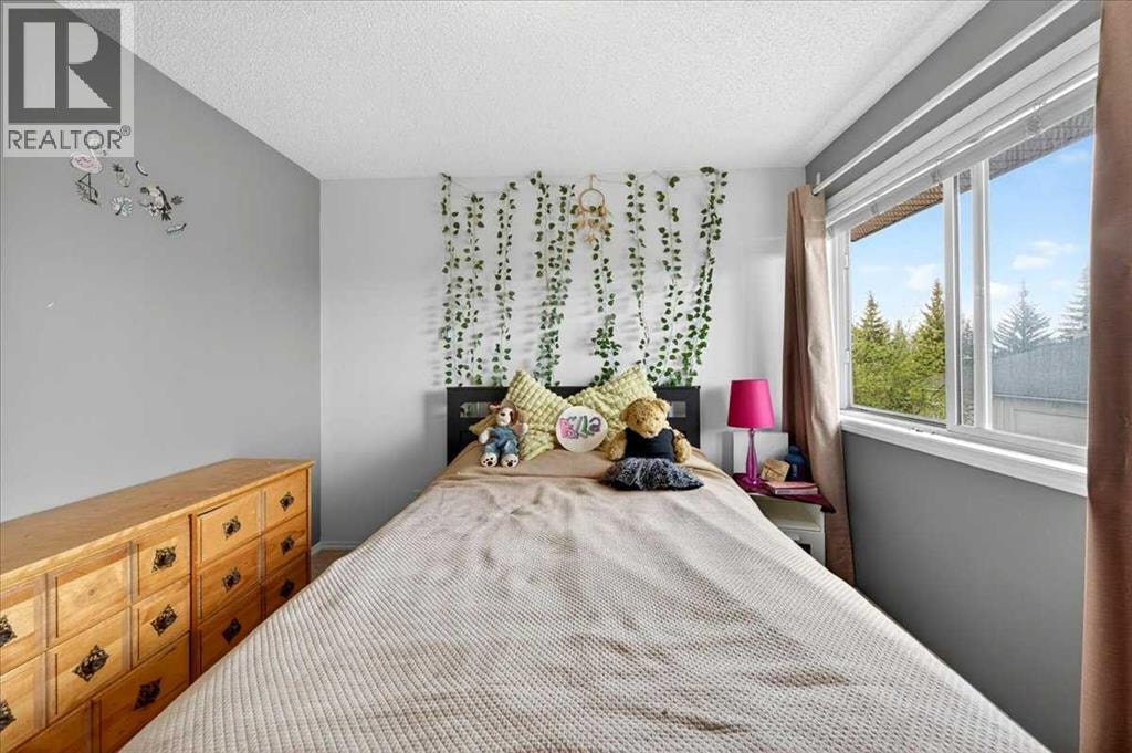 15 Cedarview Mews SW — photo 24