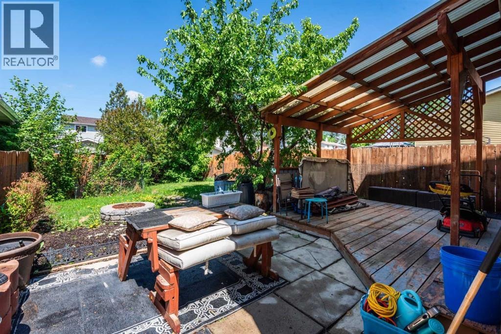 167 Erin Mount Place SE — photo 3