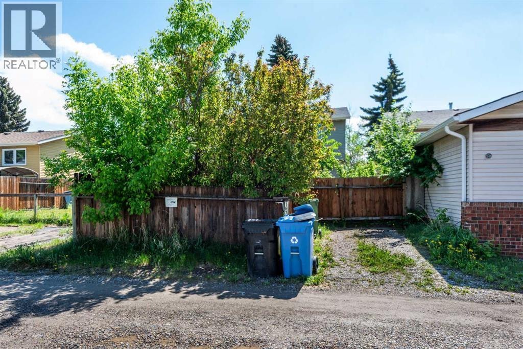 167 Erin Mount Place SE — photo 8