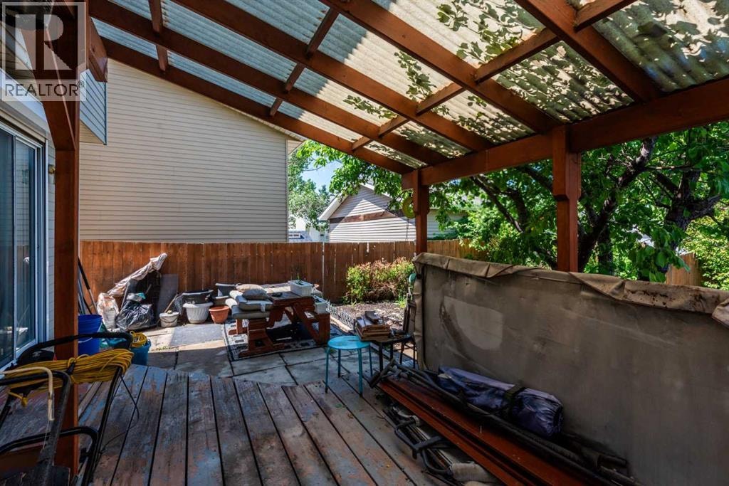 167 Erin Mount Place SE — photo 4