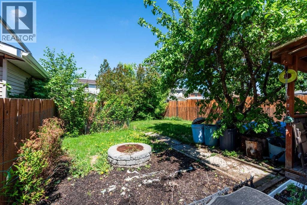 167 Erin Mount Place SE — photo 9