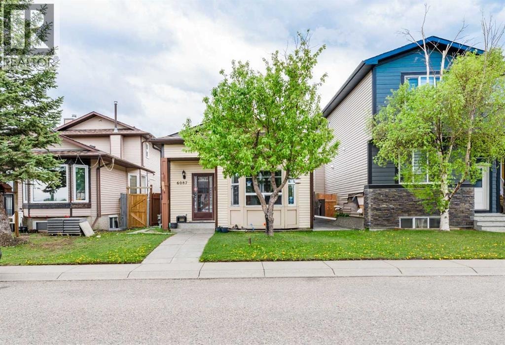 6087 Martingrove Road NE — photo 31